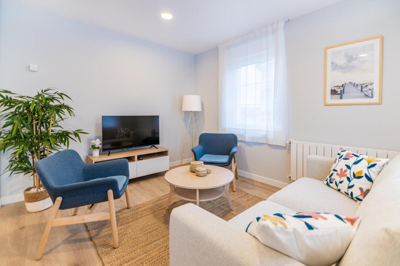 Villa Marta - Apartamentos Centricos Junto Al Mar Кастро-Урдиалес Экстерьер фото