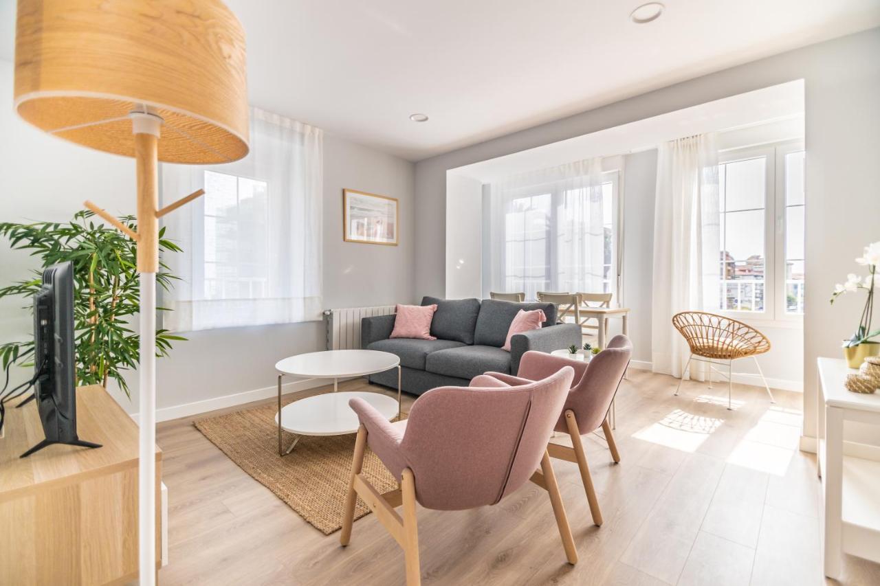 Villa Marta - Apartamentos Centricos Junto Al Mar Кастро-Урдиалес Экстерьер фото