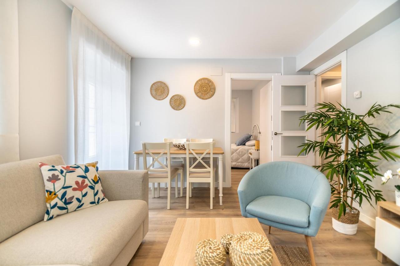 Villa Marta - Apartamentos Centricos Junto Al Mar Кастро-Урдиалес Экстерьер фото